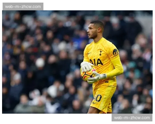 热刺2-0击败西汉姆联，新任主帅的3-4-2-1体系收获主场三连胜。