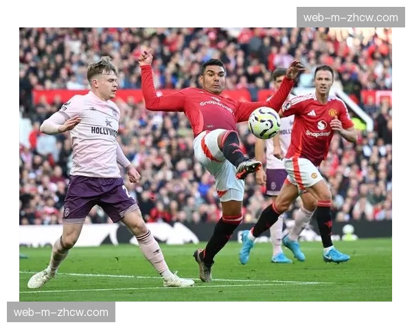 阿斯顿维拉2-1逆转布伦特福德，沃特金斯补时绝杀