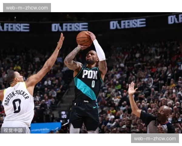 速报:爵士与开拓者比赛第三节,转换进攻得分比为悬殊的20-4 速报:爵士与开拓者比赛第三节,转换进攻得分比为悬殊的20-4